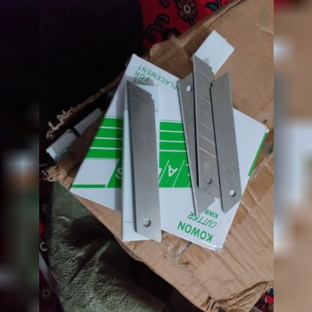 تیغ کاتر کره ای اصل،،،روی تیغه فلزی