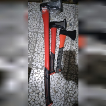 ۲عدد تبر آروا و چینیآروا بزرگ توما