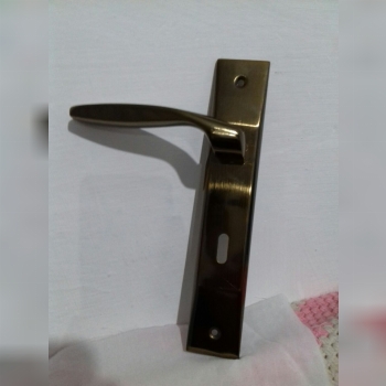 تولید دستگیره پلاک های ممتاز فوک