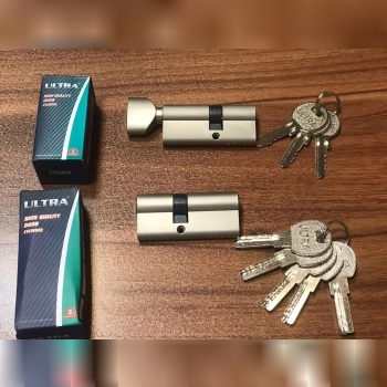 سیلندر بالا و پایین درب ضد سرقت اول