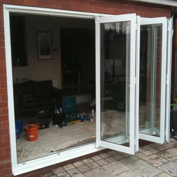 پنجره دوجداره ترماالبریک