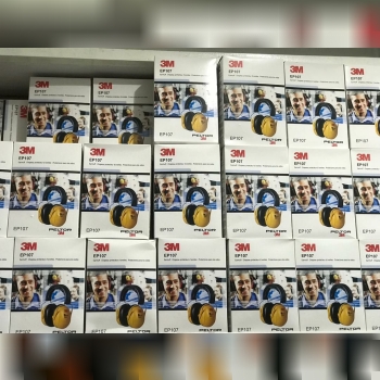 گوشی روی گوش ep091203745050936803