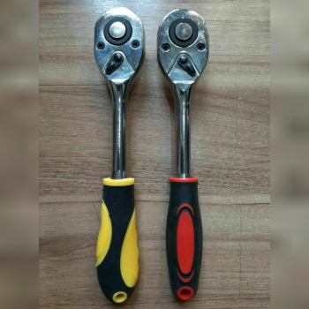  دسته جغجغه ۱/۲ تعداد در کارتن 