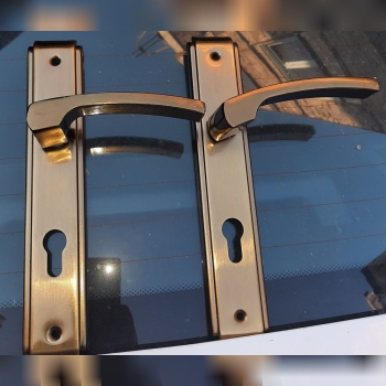 گروه تولیدی دستگیره آرکان بابهترین