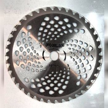 ایــــران بـــرشعلفتراش ۴۰ پر الم