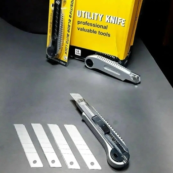 پخش ابزار اعتماد?کاتر ۵ تیغ خشابی