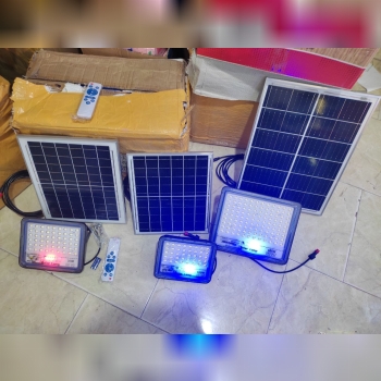 پروژکتورهای سولار شرکتی ترخیص شد.ب