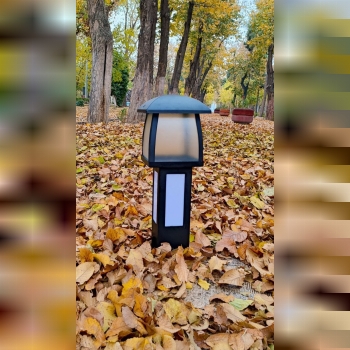 چراغ چمنی 60 سانت فلزی مدرنشیشه 4 