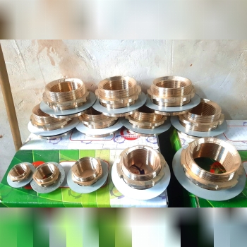 فیتینگ برنجی مخزن آب 