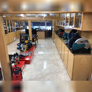 فروشگاه ابزار مقدم (میثم نیکبخت)