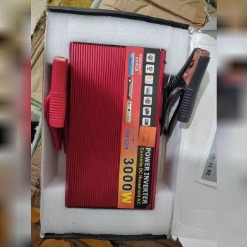 اینورتر تبدیل برق ۱۲ ولت ماشینی به ۲۲۰ ولت .