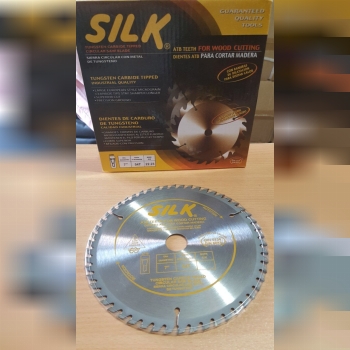 صفحه چوب بر ۱۸۰ میلمتری