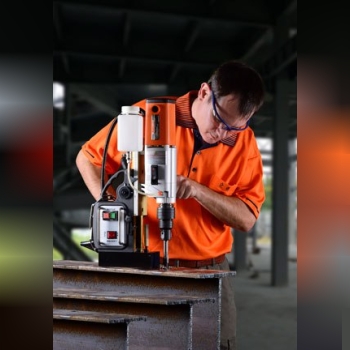 گروه صنعتی اسکندری