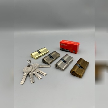  قفل شیشه میرال کلاویس در سه مدل اکونومی / برنجی / خرچنگی کلید برج مغزی برنجی ورق استیل ضد زنگ کارتن