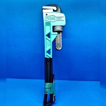 آچار شلاقی 14 اینچ FREED 