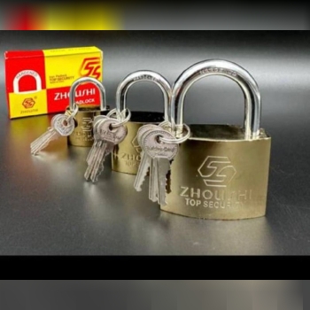 قفل اویز طلایی مارک زوشی 