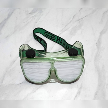 عینک محافظ کش دار ژله ای