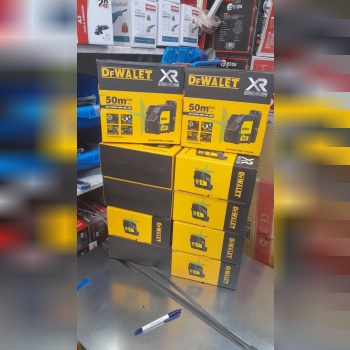 تراز لیزری طرح دیوالت درجه یک