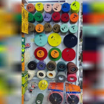 پدالماسه 115 و 180 گرید 30 تا 10000     