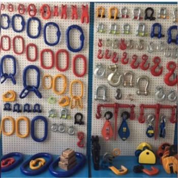 بازرگاني ويتال ابزار وارد كننده و مركز پخش. زنجير. جرثقيل. سيم بكسل وتسمه هاى حمل بار....