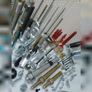 پیچ و ابزار آیرا 