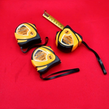 متر ۵ متری ژوبین 