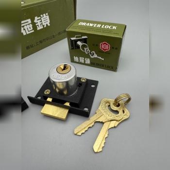 قفل تک پله 808 اصلیی مغزی برنجییییی تسمه 808 خورده کارتن 25 جینی قیمت دسته اول لینک کانال واتساپ htt