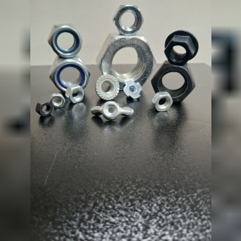 پیچ و ابزار آیرا 