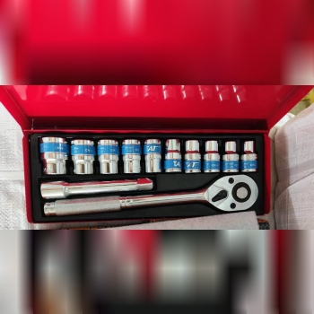 بکس ۱۲ پارچه سفید TAT