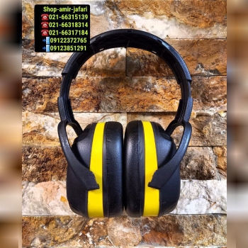 گوشی صداگیر خلبانی رسید