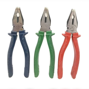  انبر دست ۸ برلین ، تیتانیوم