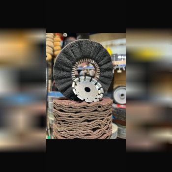 اسکاچ چین دار وسط فلز