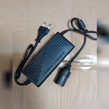 مبدل برق شهر به برق ۱۲ ولت ماشین 