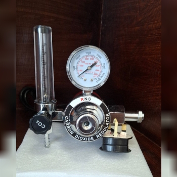  مانومتر CO2 گرمکن‌دار – مخصوص جوشکاری حرفه‌ای 