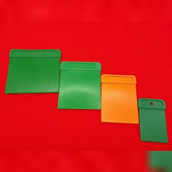 لیسه ۴ عددی پلاستیکی